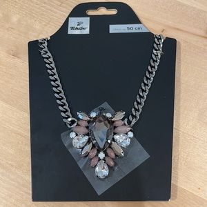 Gorgeous chain necklace